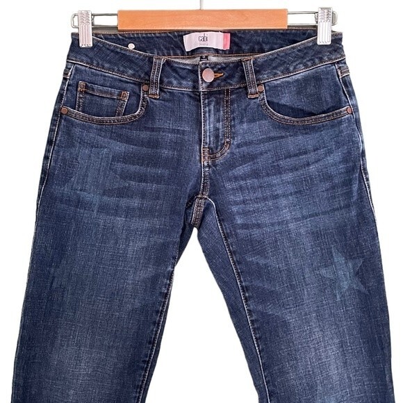 Cabi Jeans Slim Boyfriend Celebrity Wash Star Print Raw Hem Denim Women’s Size 0 - Picture 4 of 13